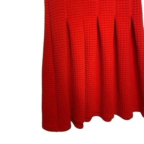 H&m Cherry Red Sleeveless Quilted Fit and Flare Dress Party Office Size Small - Picture 8 of 11
